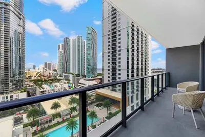Image de Gale Hotel Stay - Modern Condo Near the Bay