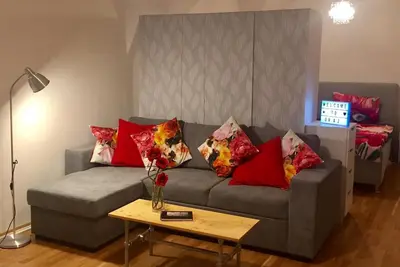 Image de Large studio apartment in the heart of Graz's old town with kitchen, bathroom, Wc, balcony
