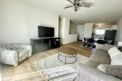 Image de Stylish Stay, Near Walnut Creek Lake