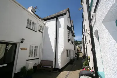Image de Historic Elizabethan house very close to the beach