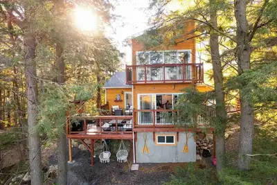 Image de LoveNestChalet | Spa & Foyer | Lac & Montagne