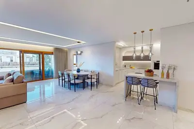 Image de King David Residences- Luxury 3-bedroom apartment with Pool, Gym, Parking