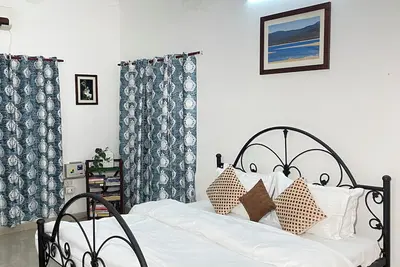 Image de the CLEANest & GREENest home @ Mussoorie Rd; w/ Parking, WiFi, Bbq, Bonfire, etc
