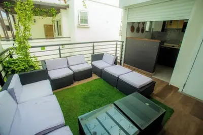 Image de A fun 3bd townhouse with movie room and bar\n\n