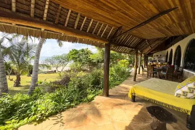 Image de 4-bedroom Sansuri Beach Villa\n\n