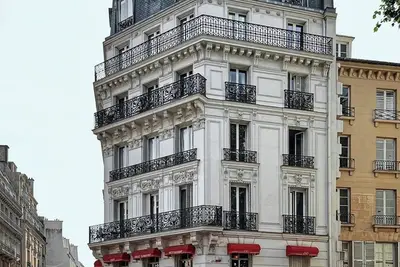 Image de Rue Du Bac :Location doesn’t get better for St Germain / 7th Arr