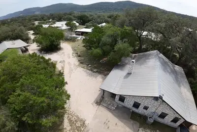 Image de (2 Homes) Laurel Canyon & Cherokee Oaks