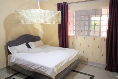 Image de Roma Stays- Stylish modern two/one bedroom in Busia near Weighbridge