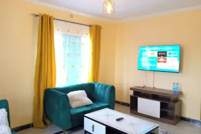 Image de Roma Stays- Stylish modern two/one bedroom in Busia near Weighbridge