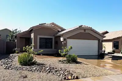 Image de Extended Stay - Cozy 3-bedroom House On Quiet St in Peoria