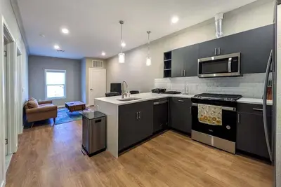 Image de 224 Brand New 1 Bedroom, 1 Bath, 1 Kitchen, 1 Liv