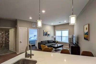 Image de 222 Brand New 2 Bedroom, 1 Kit, 2 Bath, 1 Living