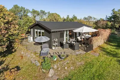 Image de Belle maison de 2 chambres à Løgstør