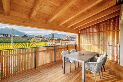 Image de Appartement 'Linderhof Panorama Terrasse' avec vue sur les montagnes, piscine partagée et Wi-Fi