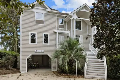 Image de 1322 - Serenity Now, a spacious 6-bedroom home in Corolla's Soundside