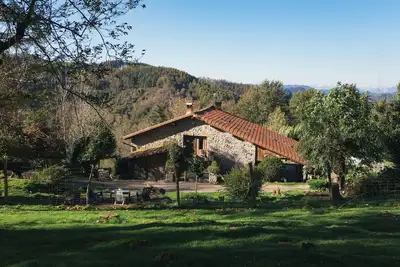 Image de Maison de campagne 'Pagorriaga' avec vue sur les montagnes, terrasse partagée et Wi-Fi