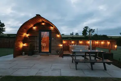 Image de Large-Hot Tub-Cabine-Douche