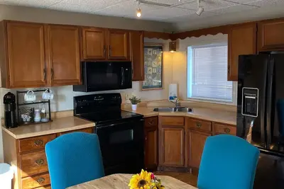 Image de Cozy Urban Bungalow Pet Friendly! Near Pit Airport, Pgh Stadiums & Museums!