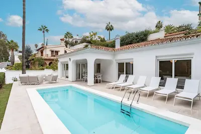 Image de Villa 'Lemac' avec piscine privée, terrasse privée et climatisation