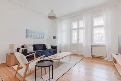Image de Great Schoneberg 3br w/ W/D & Full Kitchen, Furnished, by Blueground