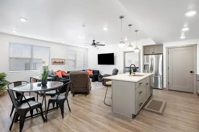 Image de Charming 3-bedroom condo with Ac, WiFi, pools, pickleball courts and more!