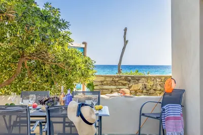 Image de Villa Marine de Meria, refaite à neuf, à 10 mètres de la plage
