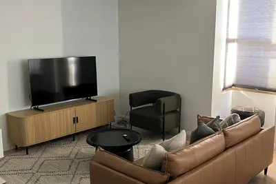 Image de At the Mcg, easy walk to Rod Laver Tennis Centre, Close to Epworth Hospital, Cbd