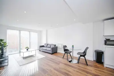 Grand Exchange Bracknell 1 bed with Parking