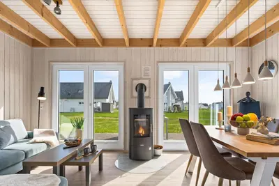 Image de Hamburger Buttje - detached house, parking, fireplace, bathtub, terrace