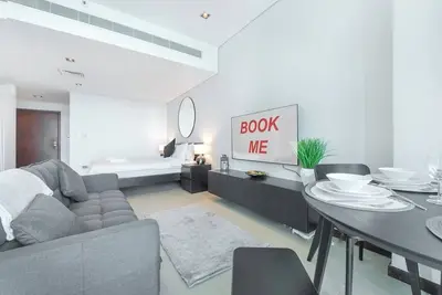 Image de Comfortable Studio Apartment for 4 in Difc