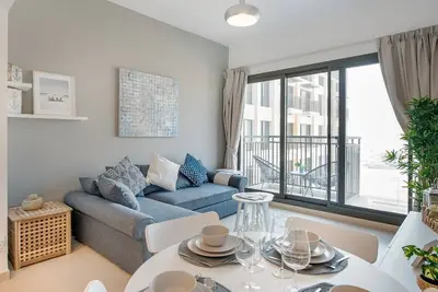 Image de StayShort - Stylish 1br Near Town Square - Sleeps 4 Guests!