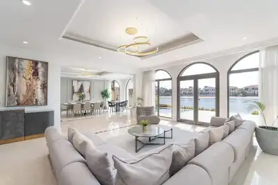 Image de Palm Paradise - 5br Villa w/ Private Pool for Fam!