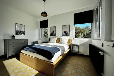 Image de À700m de la mer appartement avec terrasse, parking et terrain de pétanque.