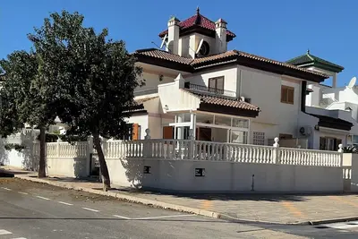 Image de Cozy cottage 700 meters from the beach. Torre De La Horadada