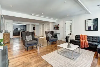 Image de Old Montreal 2bd- 2ba|Free Parking