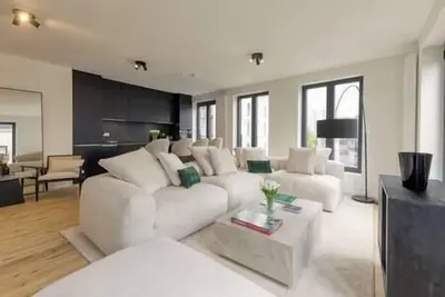 Image de Designer flat 3br & Mini Golf