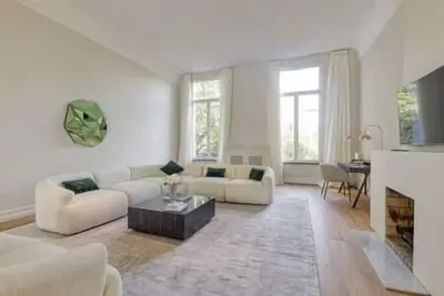 Image de Luxurious 3-Bedroom 280m² center