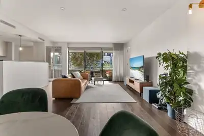 Image de Luxury Water Views | 5 Beds | 2 Cars | Wifi | Disney+ and test