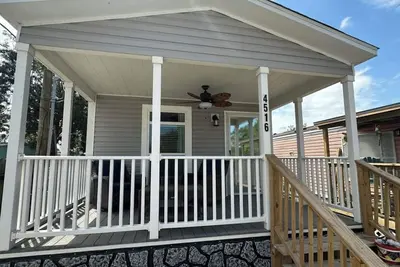 Image de Cozy 2bed 2bath Home with central Ac