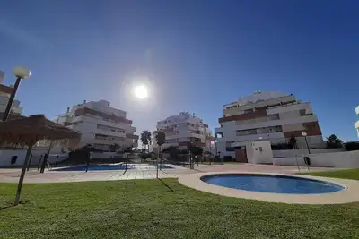 Image de Charming 2-bedroom apartment with WiFi, Ac in fabulous Roquetas de Mar