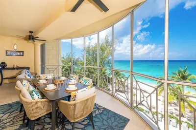 Image de Villa 27, Fifth floor 3 bedroom, 3 bathroom, oceanfront, fully equipped.