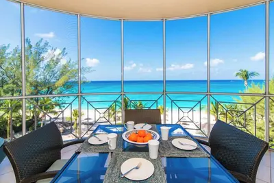 Image de Villa 28, Fifth floor 3 bedroom, 3 bathroom, oceanfront, fully equipped.