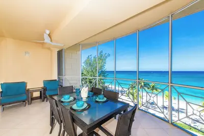 Image de Villa 29, Fifth floor 3 bedroom, 3 bathroom, oceanfront, fully equipped.