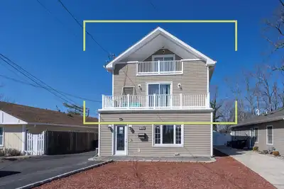 Image de Belmar/lake Como-Tranquility 3 Br Apartment with Jacuzzi tub, \nBalcony&Terrace