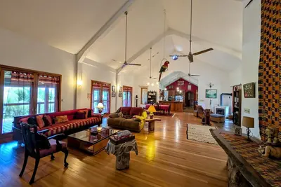 Divina Hacienda - Jungle comfort with a pool