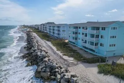 Image de New! A Shore Oasis (1-Bedroom Villa)