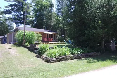 Image de Cozy cottage in Sauble Beach - Steps to beach