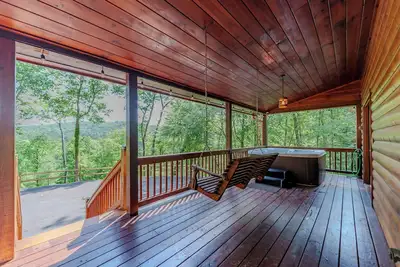 Image de Cottage w/ Hot Tub: 3 Mi to Downtown Blue Ridge!
