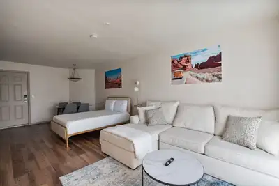 Image de Luxury 1b1b Tempe Free Parking and Pool Access