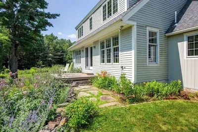 Image de The Harpswell House-Waterfront, SunRise, Big Yards, Classic & Luxury
